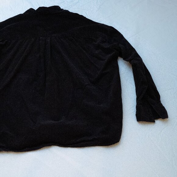 Uniqlo black, corduroy pullover - Picture 5 of 5